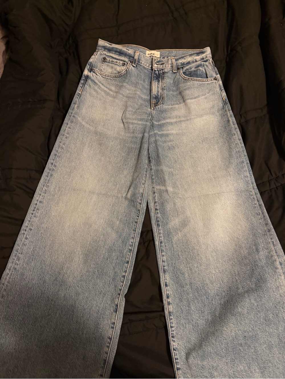 Light Wash Wide Leg Jeans ASKKNY